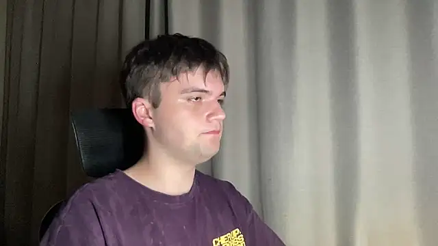 Snapshot of superfluboy_ chatting on 24, 10, 2025 superfluboy online show from 24, 10, 2025