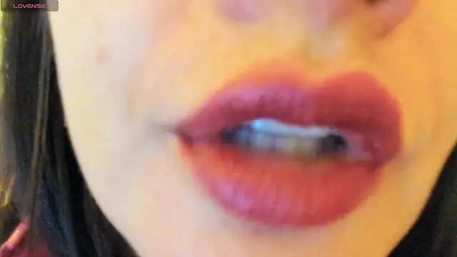 Snapshot of queen_fetish chatting on 26, 9, 2025 queen fetish online show from 26, 9, 2025