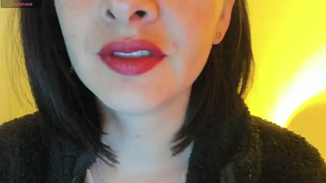 Snapshot of queen_fetish chatting on 1, 10, 2025 queen fetish online show from 1, 10, 2025