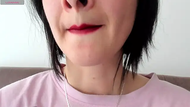 Snapshot of queen_fetish chatting on 12, 2, 2025 queen fetish online show from 12, 2, 2025