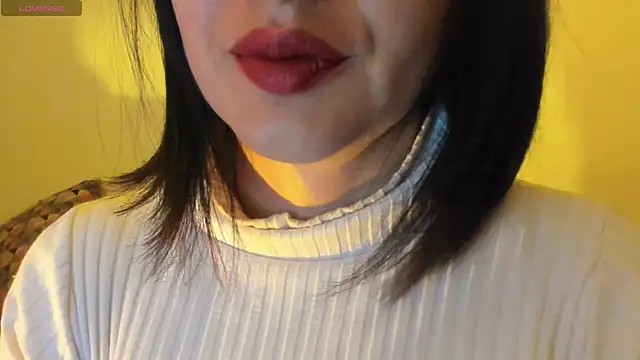 Snapshot of queen_fetish chatting on 3, 10, 2025 queen fetish online show from 3, 10, 2025