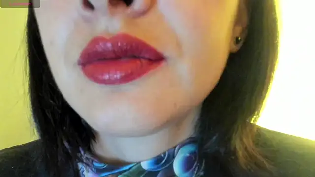 Snapshot of queen_fetish chatting on 11, 9, 2025 queen fetish online show from 11, 9, 2025