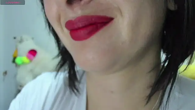 Snapshot of queen_fetish chatting on 19, 3, 2025 queen fetish online show from 19, 3, 2025