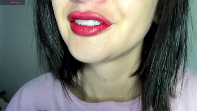 Snapshot of queen_fetish chatting on 22, 10, 2025 queen fetish online show from 22, 10, 2025