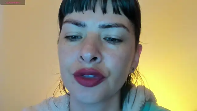 Snapshot of queen_fetish chatting on 20, 11, 2025 queen fetish online show from 20, 11, 2025