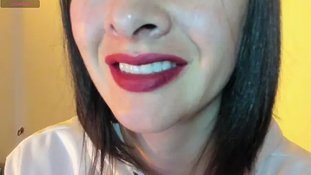 Snapshot of queen_fetish chatting on 14, 10, 2025 queen fetish online show from 14, 10, 2025