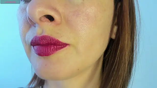 queen fetish online show from 26, 4, 2026