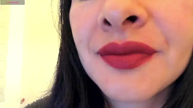 Snapshot of queen_fetish chatting on 29, 9, 2025 queen fetish online show from 29, 9, 2025