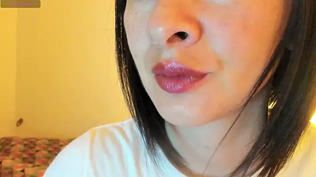 Snapshot of queen_fetish chatting on 24, 9, 2025 queen fetish online show from 24, 9, 2025