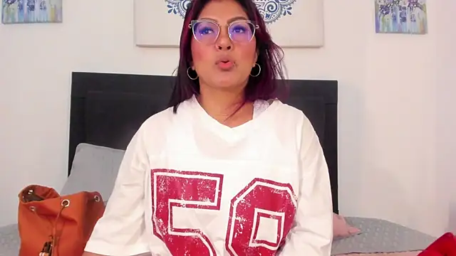 evelynjohnsoon online show from 15, 3, 2025