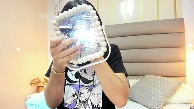 AnneDixie online show from 5, 10, 2025