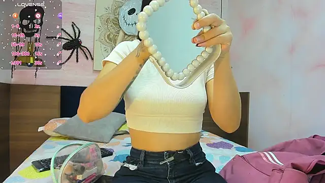 AnneDixie online show from 30, 10, 2025