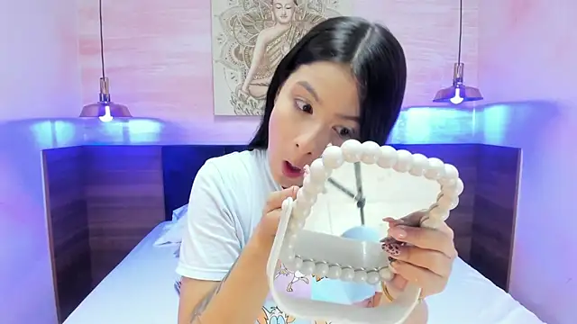 AnneDixie online show from 21, 12, 2025