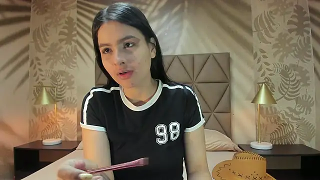 AnneDixie online show from 13, 4, 2026