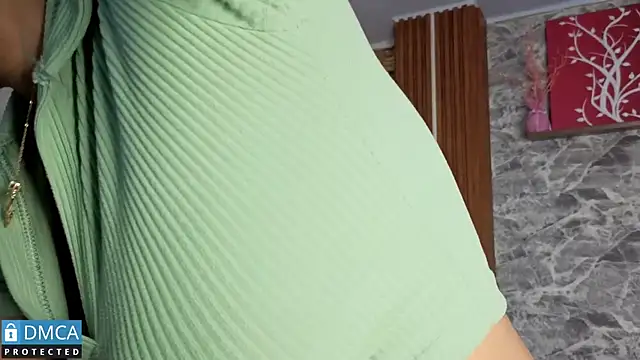 CarolRodriguez  online show from 14, 11, 2025