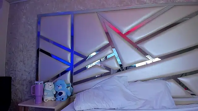 Miia002 online show from 5, 11, 2025