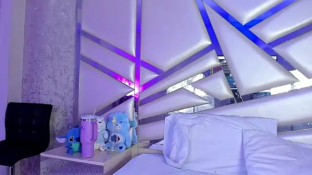 Miia002 online show from 7, 10, 2025