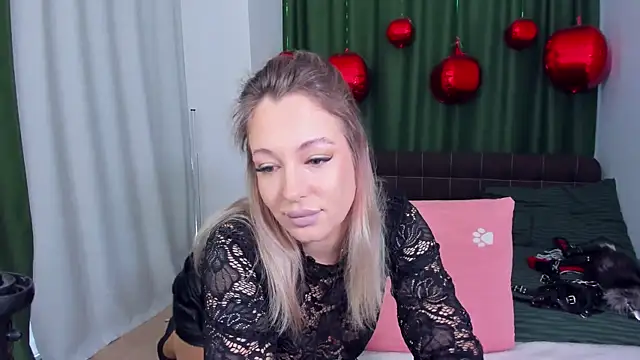 DanikaMorri online show from 8, 4, 2026