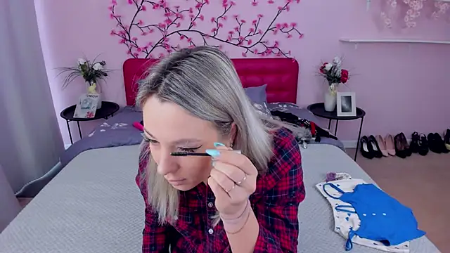 DanikaMorri online show from 23, 3, 2025