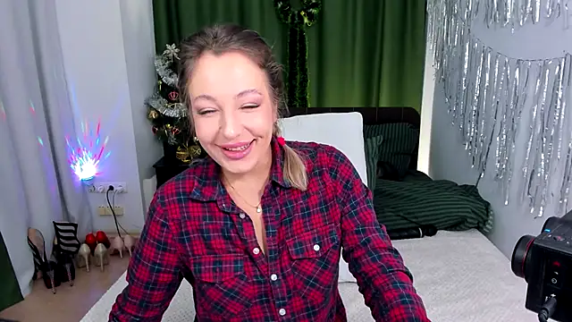 DanikaMorri online show from 14, 12, 2025