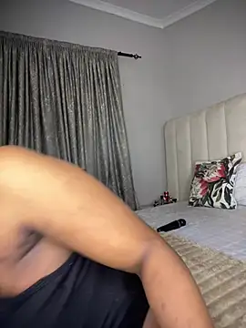 Bustygoddess32 online show from 1, 5, 2026
