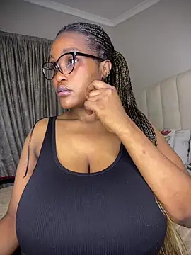 Bustygoddess32 online show from 8, 5, 2026