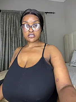 Bustygoddess32 online show from 25, 2, 2026