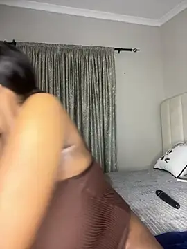 Bustygoddess32 online show from 4, 2, 2026