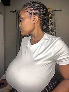 Bustygoddess32 online show from 29, 4, 2026