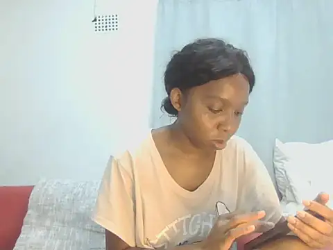 Sexxybella27 online show from 1, 12, 2025