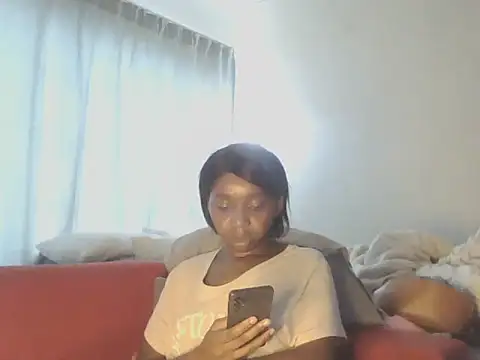 Sexxybella27 online show from 2, 4, 2026