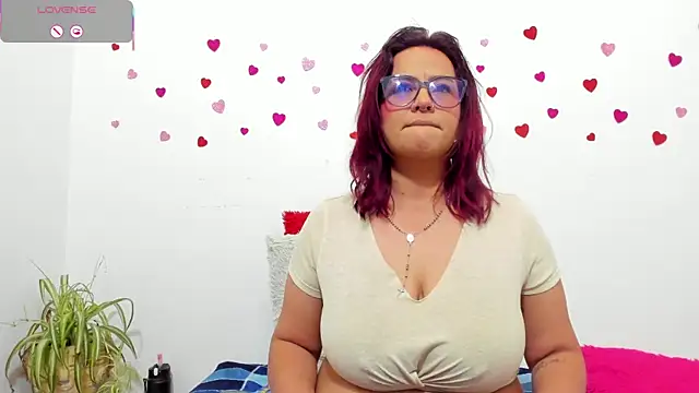 hazel 34 online show from 12, 1, 2026