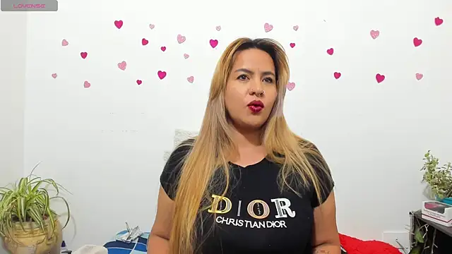 hazel 34 online show from 3, 10, 2025