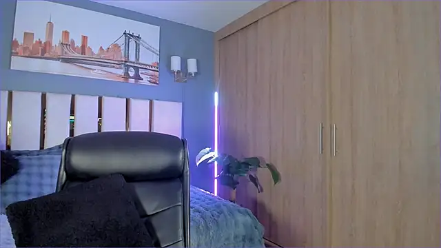 Bambi gurl online show from 12, 11, 2025