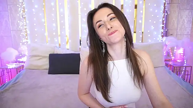 KimmmLi online show from 19, 2, 2025