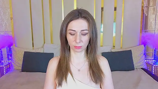 KimmmLi online show from 8, 11, 2025