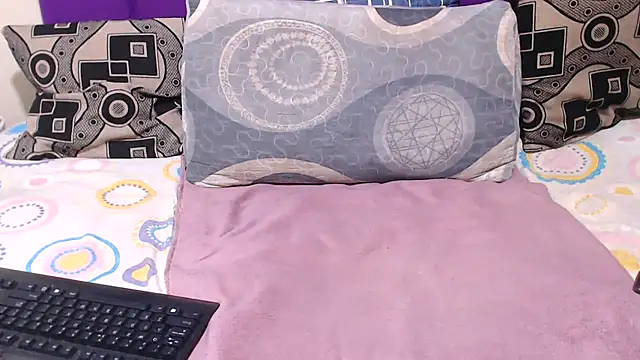 BLACKberry008 online show from 5, 3, 2026