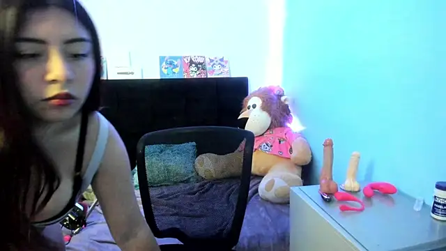 Charlotte cutee18 online show from 15, 7, 2026