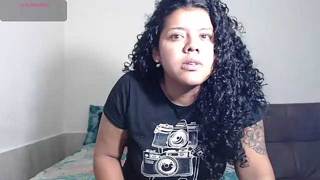 agata 22 online show from 12, 3, 2026