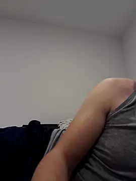 suarez1235 online show from 30, 10, 2025