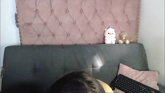 Snapshot of missbella1 chatting on 1, 7, 2026 missbella1 online show from 1, 7, 2026