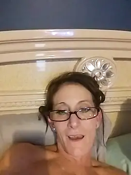 Longtoes45 online show from 2, 3, 2025