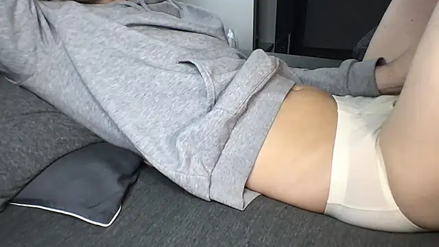 Thomas lovetolicku online show from 11, 11, 2025