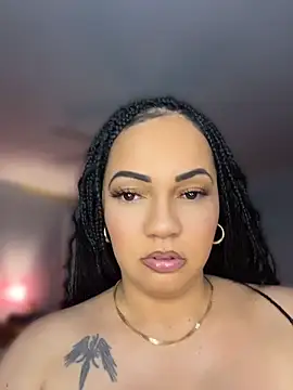 DestineeJayde online show from 13, 4, 2026