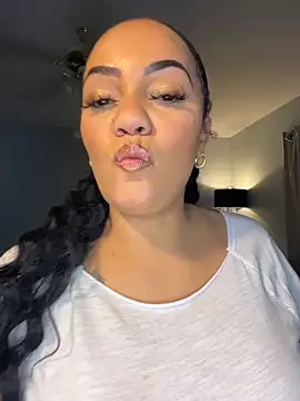 DestineeJayde online show from 24, 10, 2025