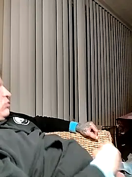 fukurbutt online show from 4, 12, 2024