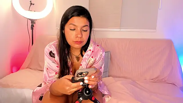 miaa daniels online show from 21, 11, 2025