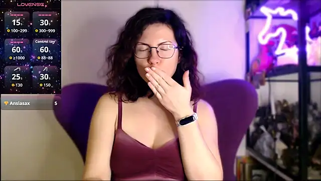 vaders daughter online show from 22, 12, 2025