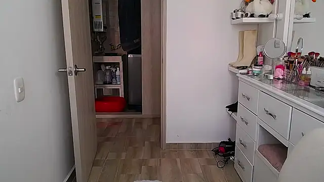 Barbie girl 69 online show from 12, 2, 2026