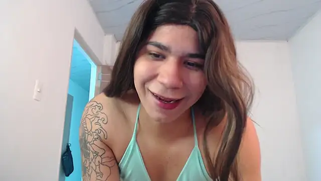 Snapshot of Moon_Foxxy chatting on 10, 6, 2026 Moon Foxxy online show from 10, 6, 2026